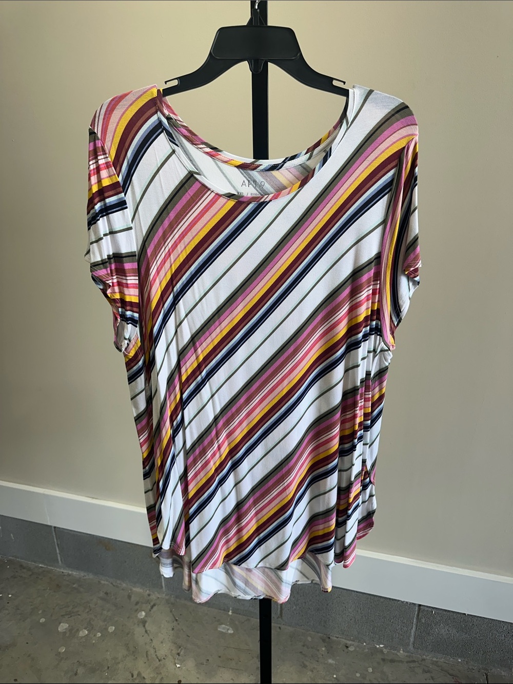 Apt 9 essentials top women’s size XXL